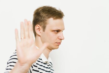 İşadamı dur hareketi gösterdi