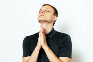 Dua et. Vay be. Fotoğraf stüdyosunda.