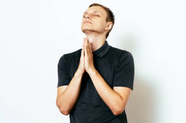 Dua et. Vay be. Fotoğraf stüdyosunda.