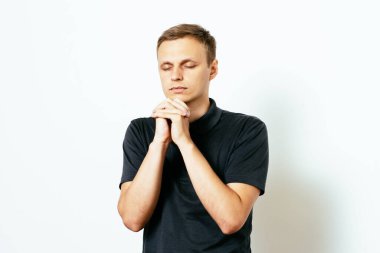 Dua et. Vay be. Fotoğraf stüdyosunda.