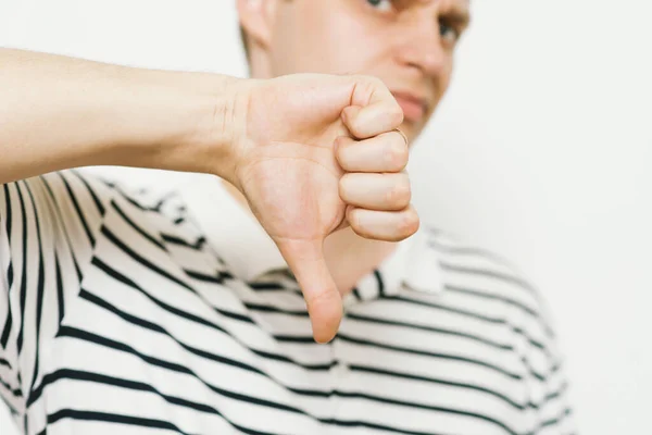 Άνθρωπος Δείχνει Ένα Δάχτυλο Προς Κάτω Χειρονομία — Φωτογραφία Αρχείου