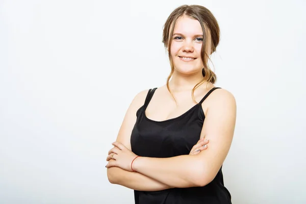 Retrato Uma Mulher Braços Dobrados — Fotografia de Stock