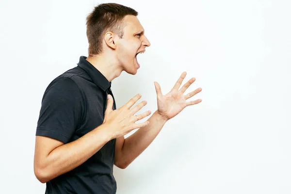 Hombre Enojado Gritando Estudio Fotos — Foto de Stock