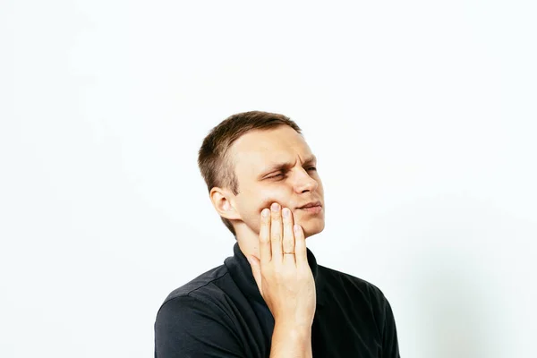 男性歯痛で写真スタジオ — ストック写真