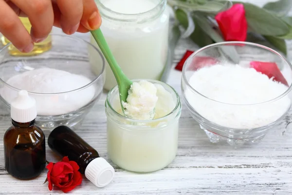 Stirring of antibacterial  homemade deodorant — Stock Photo, Image