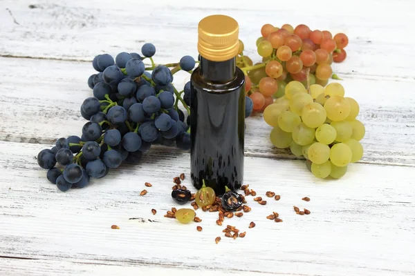Grape seed oil — Stock Photo, Image