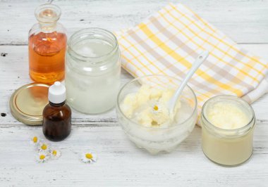 Vücut scrub temiz yumuşak ciltler için yapma 