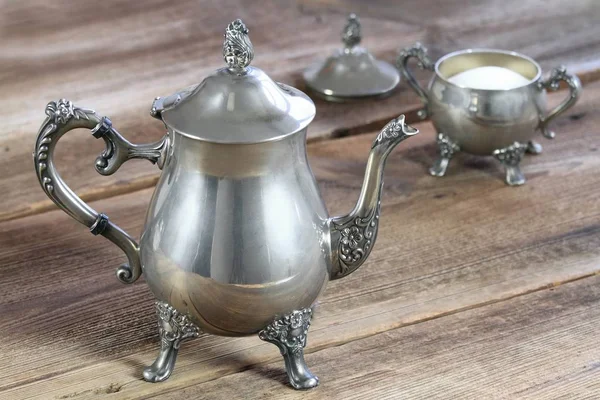 Antike Silberne Teekanne Und Zuckerdose Vorhanden Wunderschöner Silberner Wasserkocher Für — Stockfoto