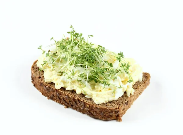 Insalata Uova Sopra Pane Integrale Con Crescione Giardino Diffusione Fatta — Foto Stock