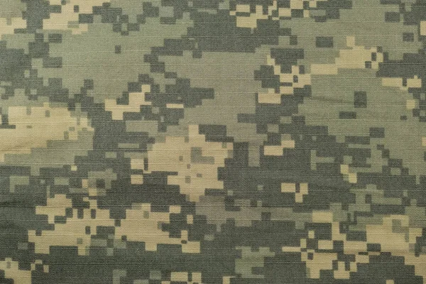 Modello universale mimetico, esercito combattimento uniforme digitale camo USA militare ACU macro primo piano, dettagliato grande rip-stop tessuto texture sfondo, spiegazzato rugoso, fogliame verde giallo deserto sabbia tan, grigio urbano grigio NYCO, nylon, cotone, orizzontale — Foto Stock