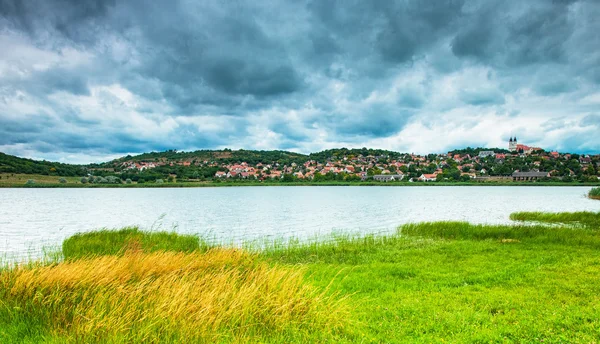 Tihany Binnensee Mit Stürmischem Himmel — Stockfoto