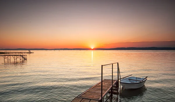 Барвисті Захід Сонця Над Озером Балатон — стокове фото