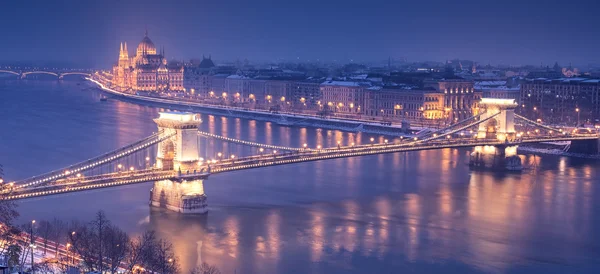 Chain Bridge Budapest Winter — Stock Photo, Image