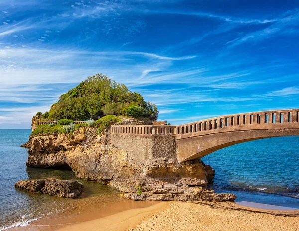 Ponte Para Pequena Ilha Perto Costa Biarritz França — Fotografia de Stock