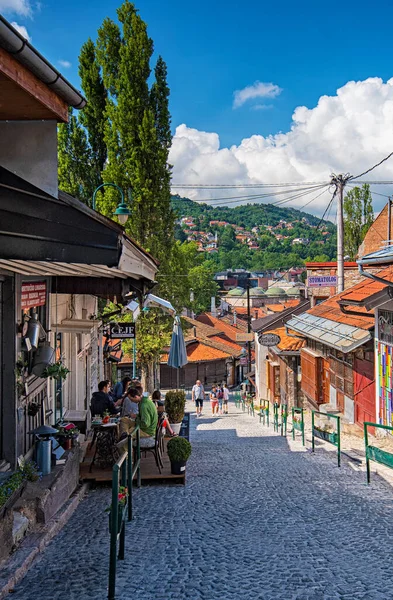 Sarajevo Bosnia Erzegovina Agosto 2019 Strada Stretta Nel Centro Storico — Foto Stock