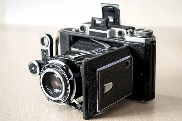 Vintage Câmera Filme Largo Fundo Leve — Fotografia de Stock
