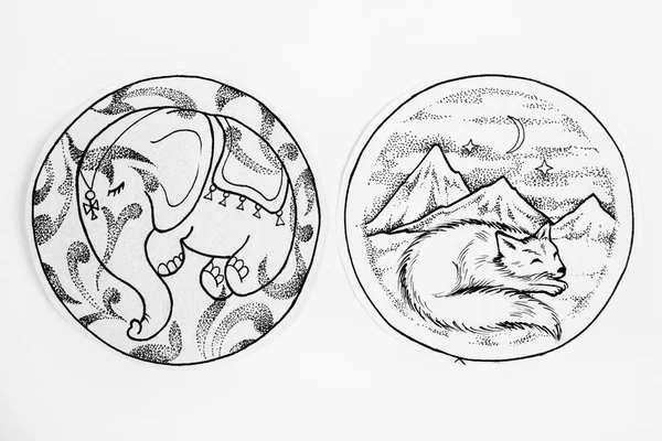 Schwarz-weiße Skizze von schlafendem Elefanten, Fuchs. — Stockfoto