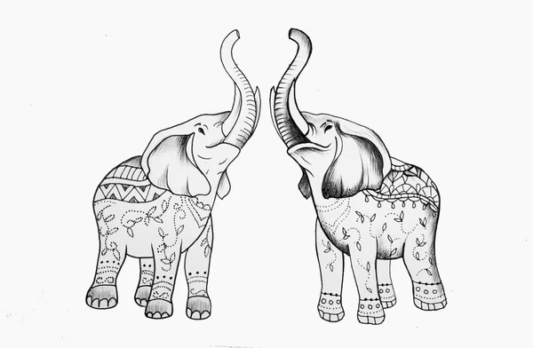 Bosquejo de dos elefantes en patrones sobre un fondo blanco . — Foto de Stock