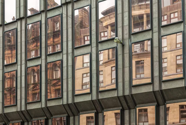 Glasgow Construindo reflexões — Fotografia de Stock