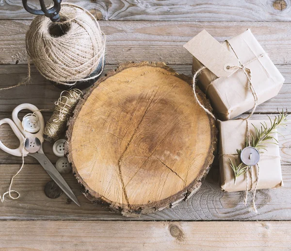 Rustic gift wrapping — Stock Photo, Image