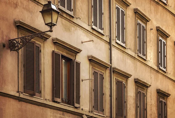 Edifício típico italiano — Fotografia de Stock