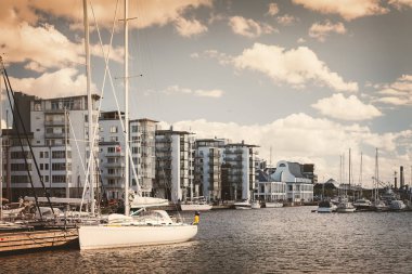 Yaz akşam Marina'da