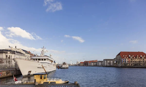 Inner harbour Copenhagen — Stock Photo, Image