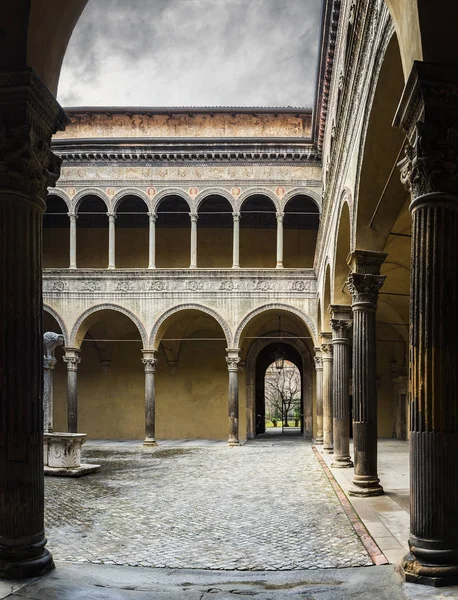 Hidden courtyard Bologna — Stock Image Hidden courtyard Bologna Stock Picture