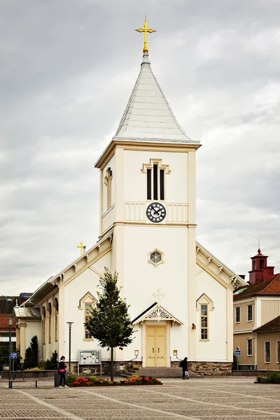 Igreja de madeira branca — Fotografia de Stock
