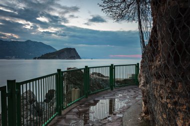 Seaside geçit Budva