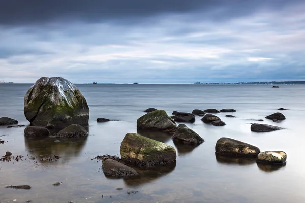 Hittarp rocas de la playa — Foto de Stock