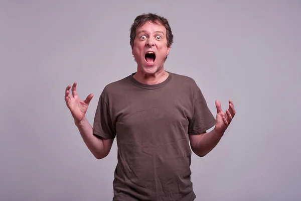 Um homem gritando — Fotografia de Stock