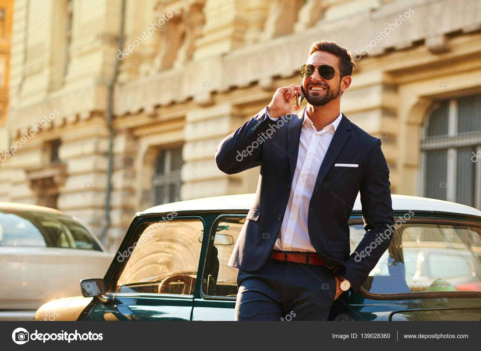 дорожный мужчина