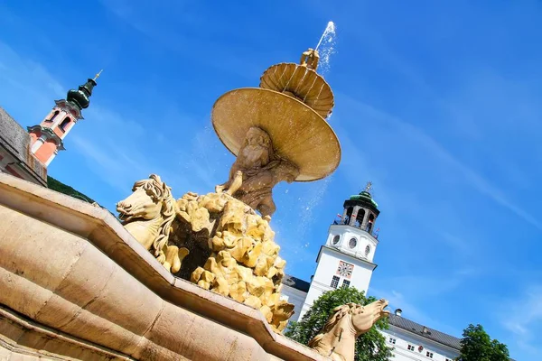 Residenz fontána v Salcburku — Stock fotografie