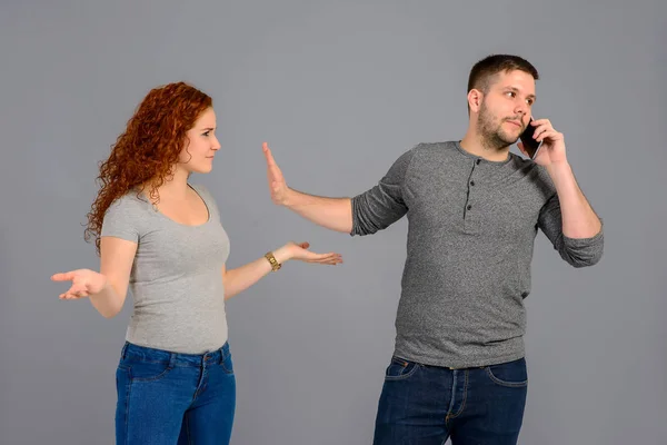 Nice young couple in the studio — Stock Photo, Image