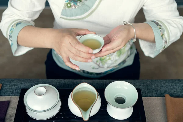 La cérémonie du thé chinoise — Photo