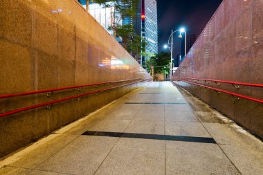 Tünel metro istasyonu