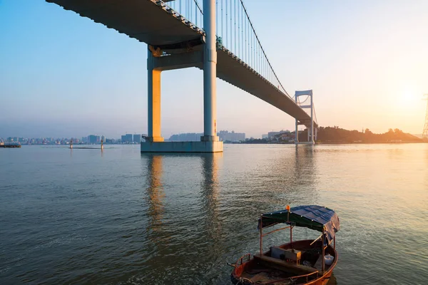 Bridges in the seaside city — Stock Photo, Image