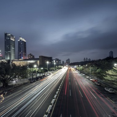 Şehir sokakları ve şehir