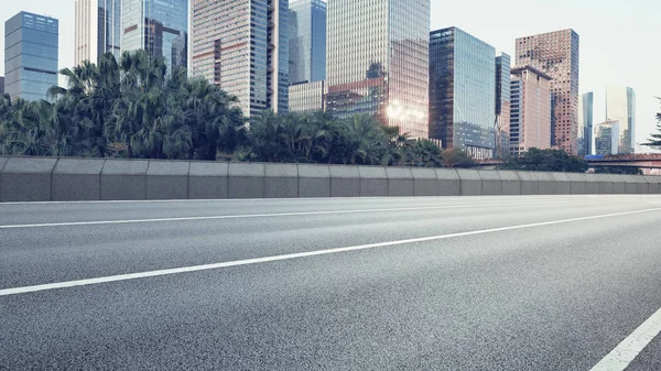 Camino de asfalto vacío — Foto de Stock