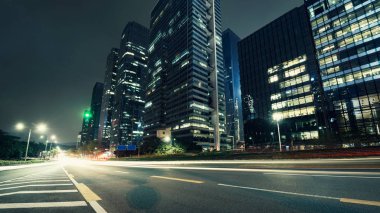 trafik ışığı ve şehir