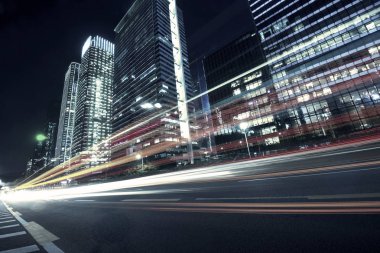 trafik ışığı ve şehir