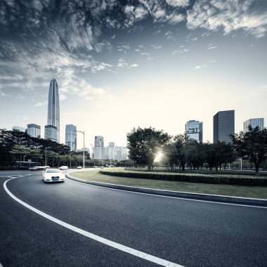 Kentsel yol kaldırım asfalt