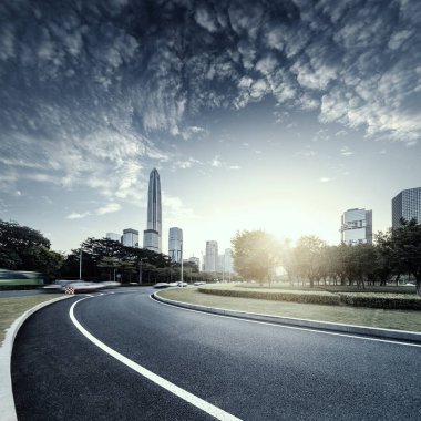 Kentsel yol kaldırım asfalt