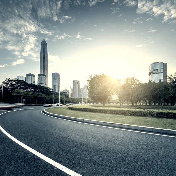 Kentsel yol kaldırım asfalt