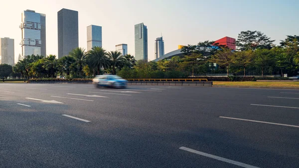 Asfalto marciapiede strada urbana — Foto Stock