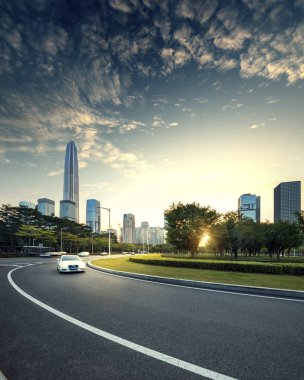 Kentsel yol kaldırım asfalt