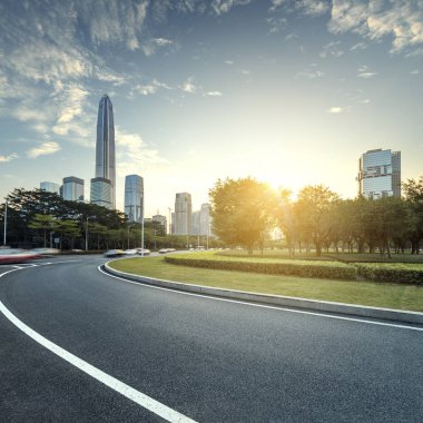 Kentsel yol kaldırım asfalt