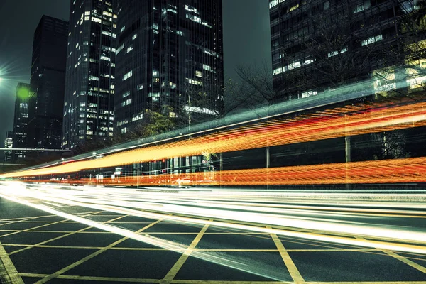 Leichte Spuren in der Nacht — Stockfoto