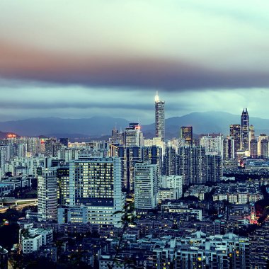 Guangzhou Rating geceleri